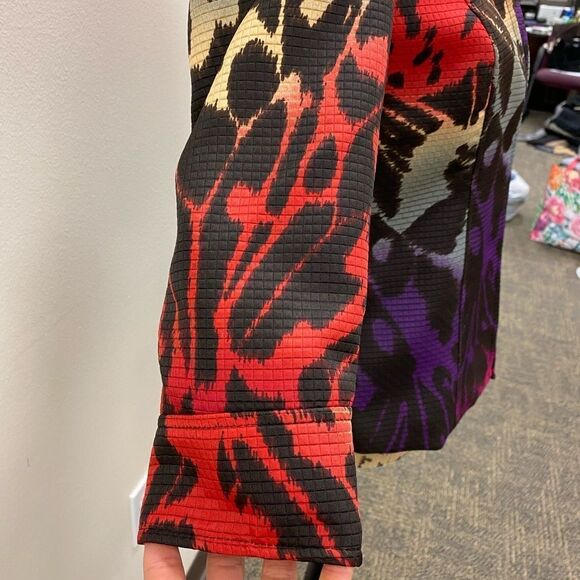 Mesmerize quilted multi colored falcon suit jacket - Picture 4 of 7